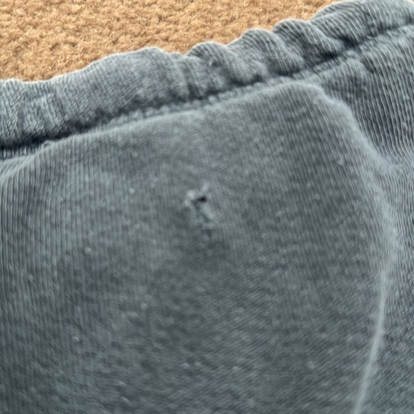 AMERICAN APPAREL Shorts - Picture 4 of 4